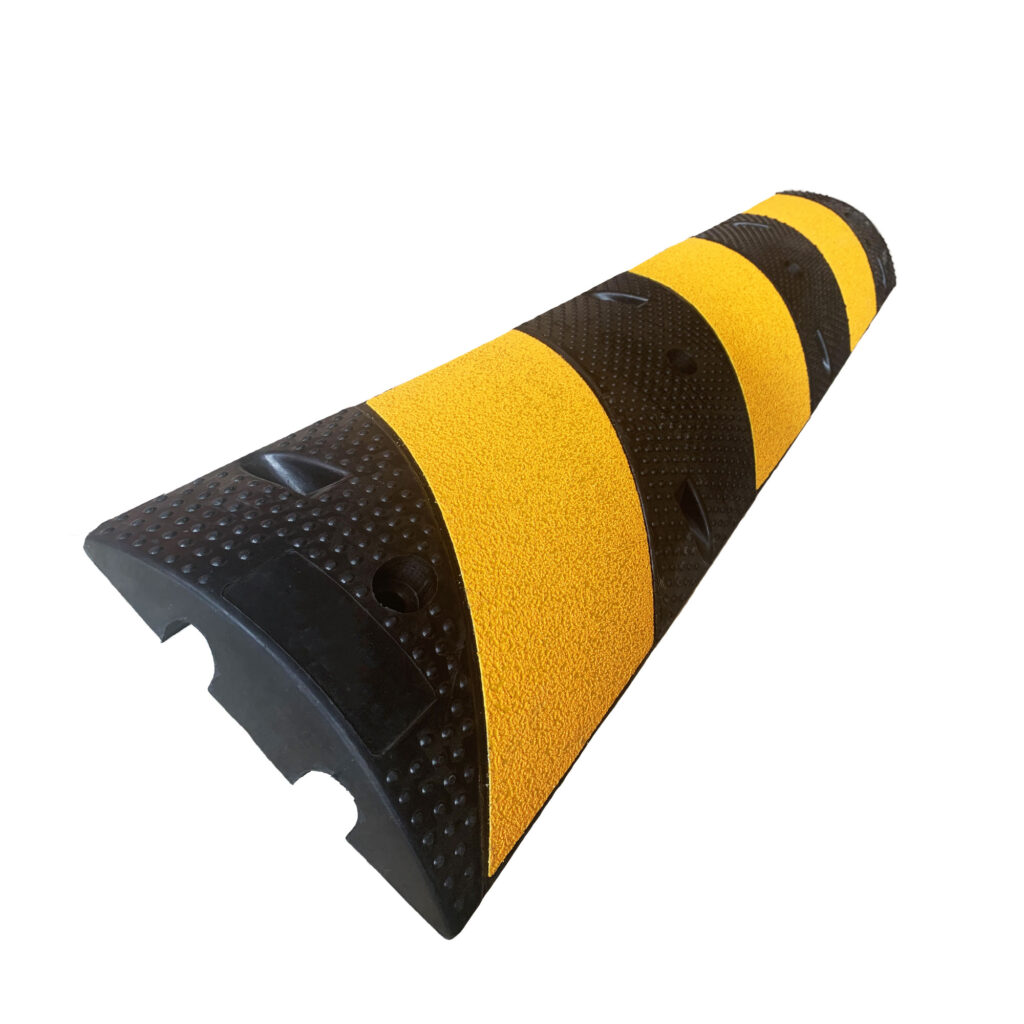 ΣΑΜΑΡΑΚΙΑ ΟΔΟΣΤΡΩΜΑΤΟΣ ΚΑΟΥΤΣΟΥΚ 1200x300x60mm ΜΑΥΡΟ/ΚΙΤΡΙΝΟ ΜΕ ΚΑΝΑΛΙΑ ΚΑΛΩΔΙΩΝ CC-B40